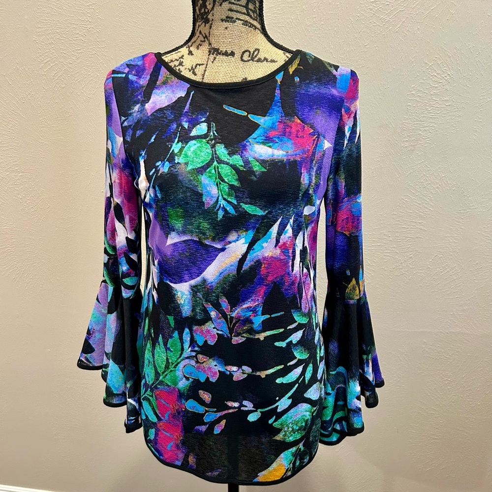 Frank Lyman Multicolor Floral Women's Top